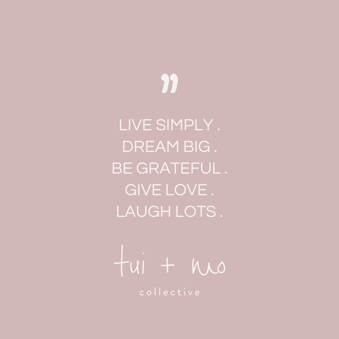 Share the LOVE - tui + mo collective