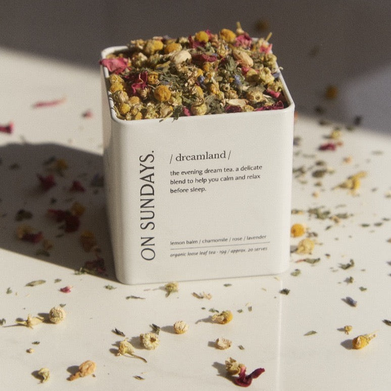 ON SUNDAYS-Dreamland-20serves