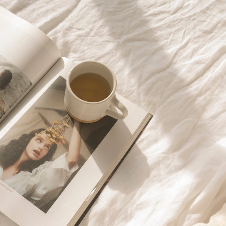 ON SUNDAYS-MINT-20 serves