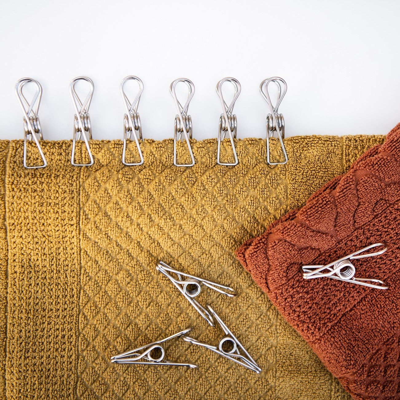 Cali Woods - Clothing Pegs